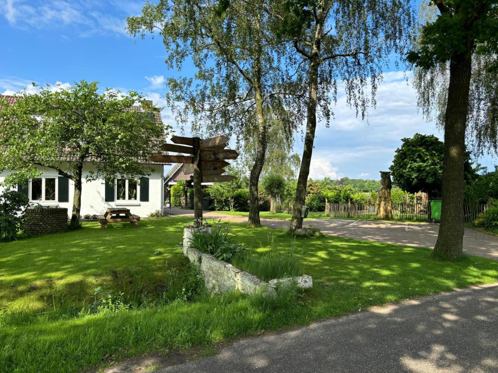 De Hazeldonck Villa Gemert Exterior photo